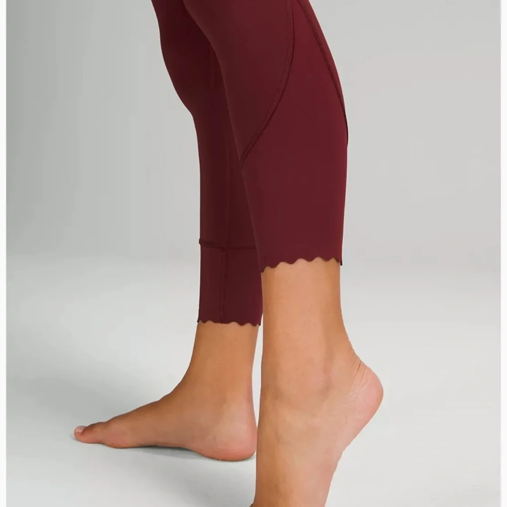 Lululemon Align Pant 25” Scalloped - Picture 5 of 8